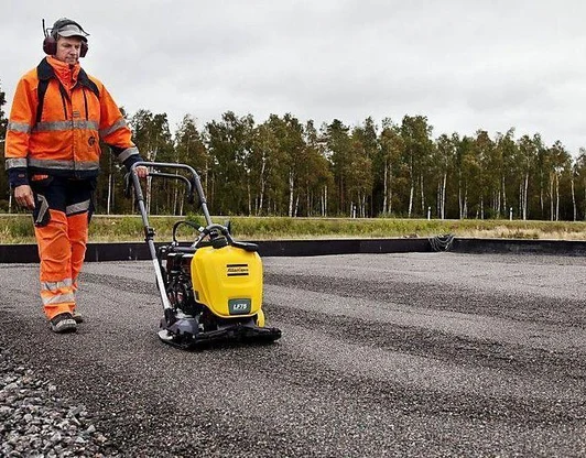 Инструмент с оператором